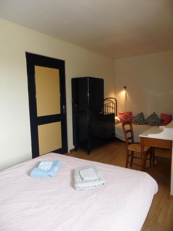 Chambres d'Hôtes Domaine du Bourg Gannay-sur-Loire Quarto foto